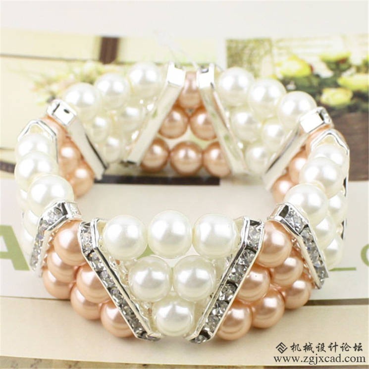 201312256V2V84R2JN.jpg