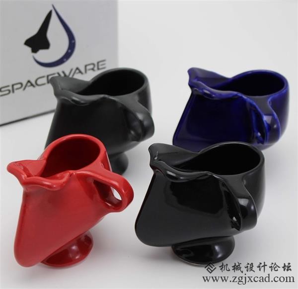 晨间咖啡从NASA认证的3D打印空间杯开始