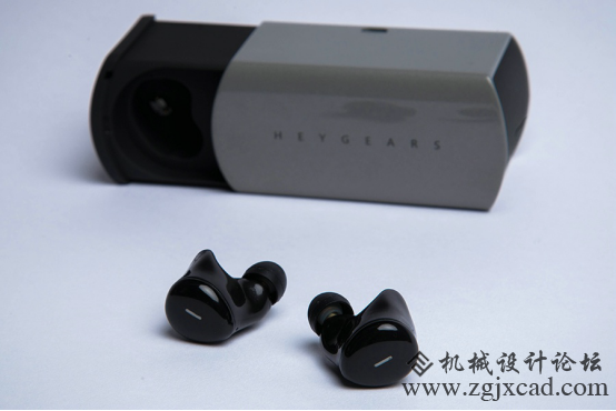 在做出这款好玩好看的3D打印耳机前，黑格科技都经历了什么