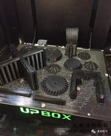 3D打印玩具直升机(组图)
