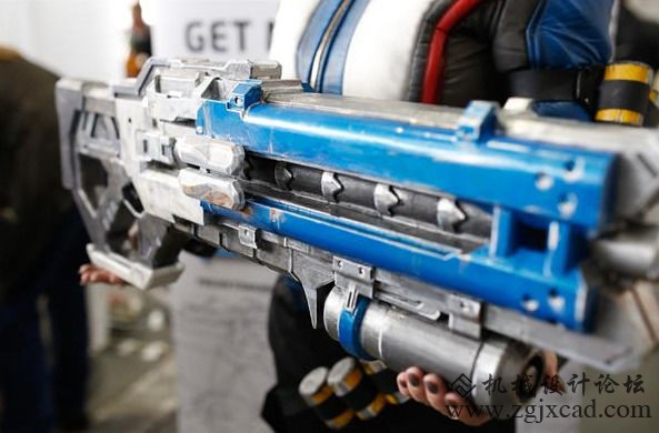 Cosplay：3D打印暴雪娱乐射击游戏Overwatch枪支
