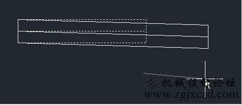 CAD怎样不等比缩放图形
