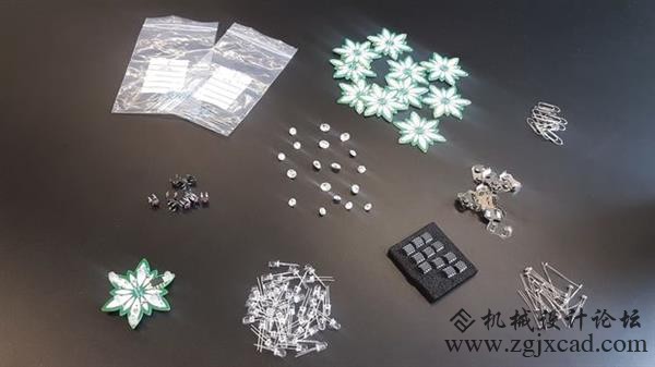 荷兰设计师推出高科技的3D打印项链Edelweiss