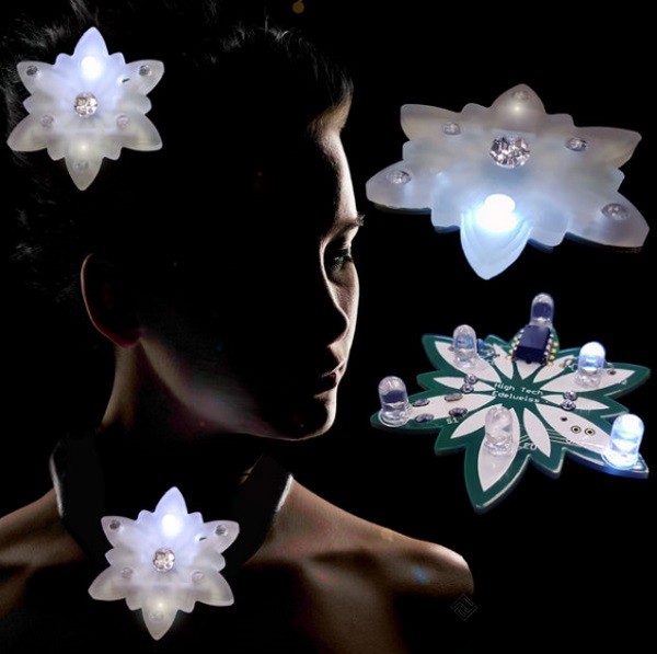荷兰设计师推出高科技的3D打印项链Edelweiss
