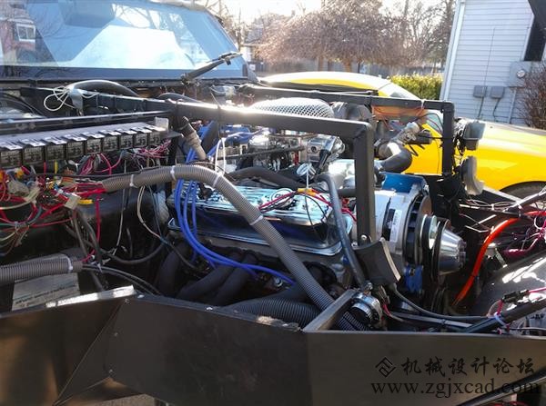 3D打印的M12轻型侦察车将来可以合法的在街道行驶