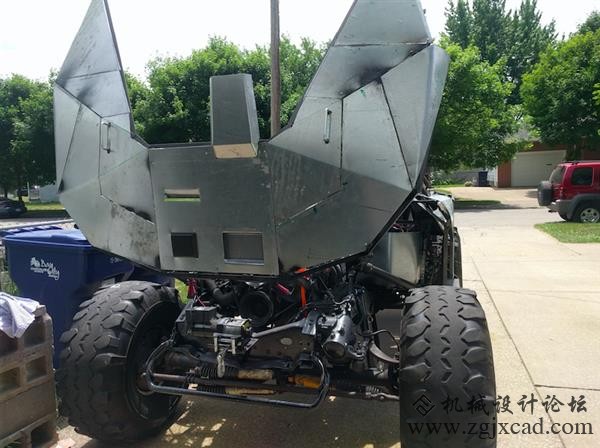 3D打印的M12轻型侦察车将来可以合法的在街道行驶