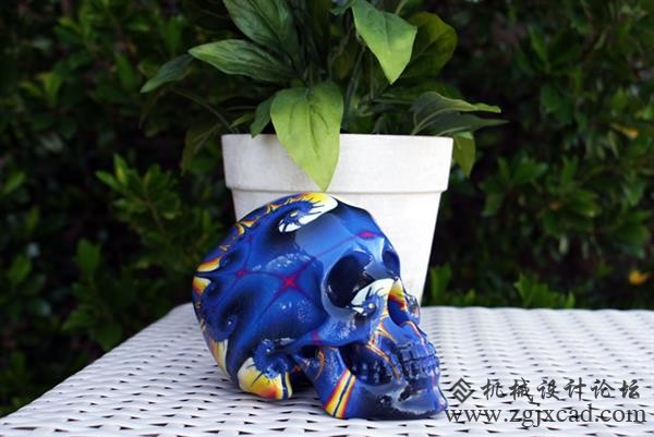 艺术家发布3D打印“分形头骨”（图赏）
