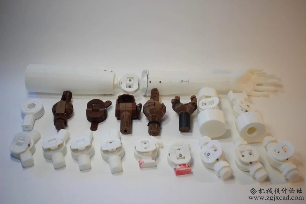 LimbForge开发和测试3D打印假肢弯头