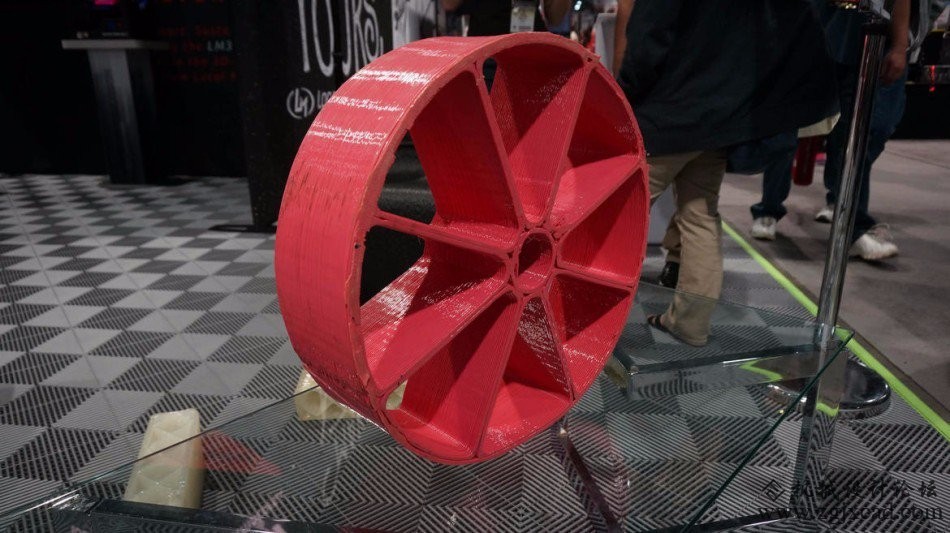 全球首款3D打印电动汽车：售价5.3万