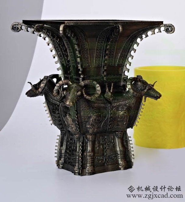 极光尔沃3D打印机再现青铜器四羊方尊