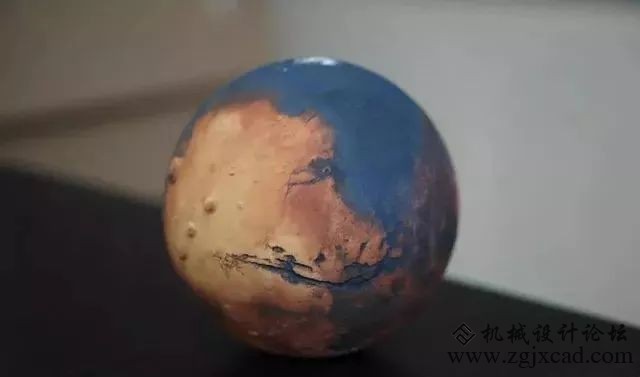 巴黎时装周透视装，全裸演绎3D打印艺术（组图）