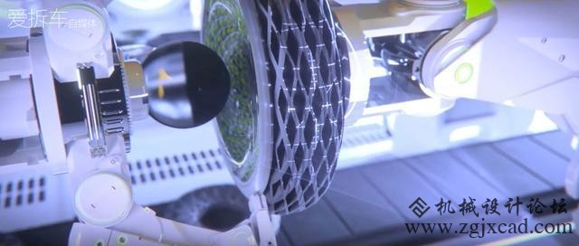 可以光合作用的3D打印轮胎 还能边走边发光