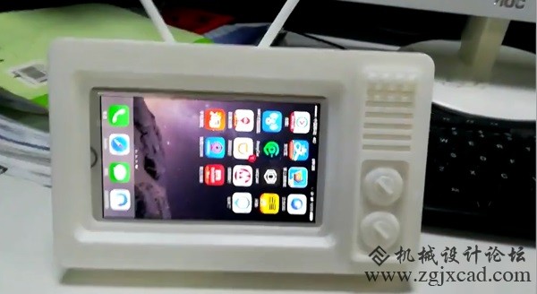 极光尔沃3D打印电视机 复古外表下藏不住的黑科技