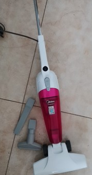 美的吸尘器1.png