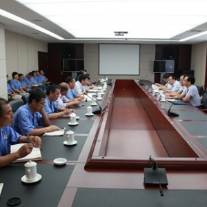 陕建机械公司召开干部大会