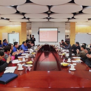 陕建机股份公司召开新型塔机设计方案评审会