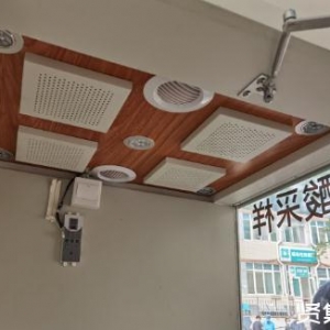 海润集团研发核酸采样医疗操作台，核酸采样人员无须再穿厚重的防护服